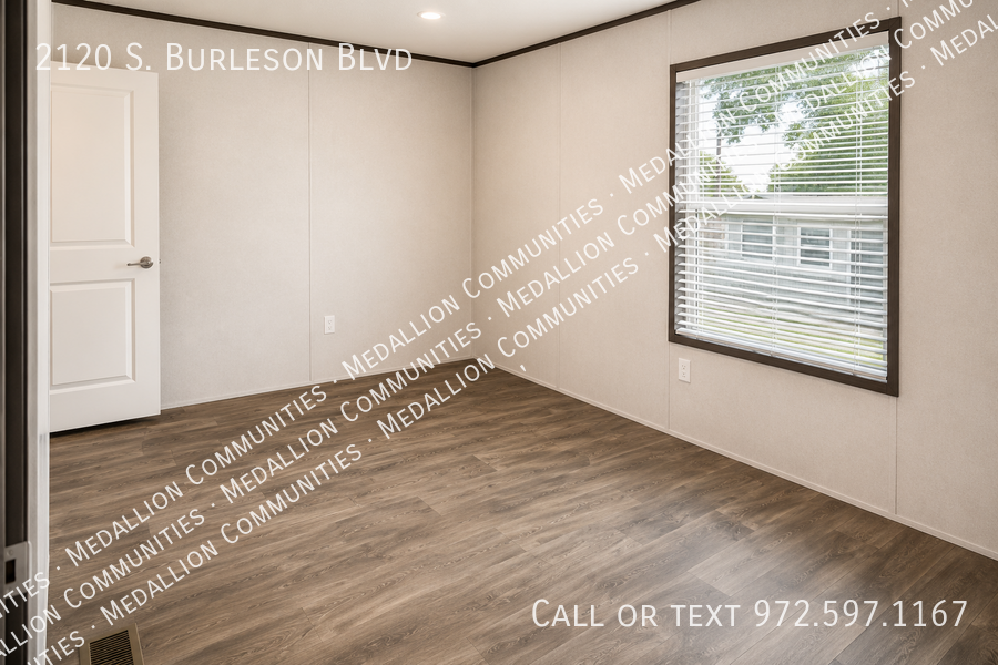 2120 S Burleson Blvd - Photo 6 of 12