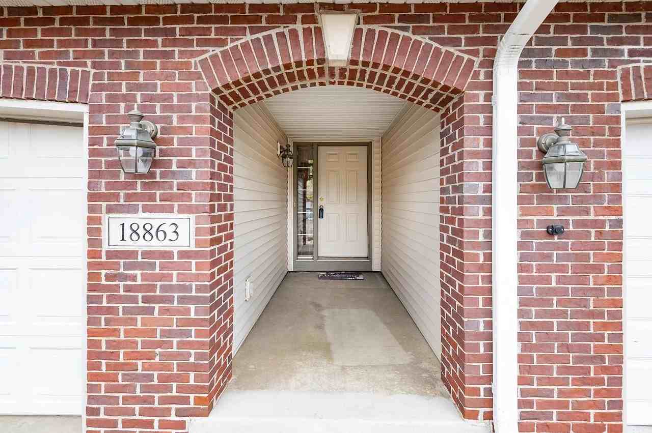 18863 Inca Ave - Photo 3 of 19