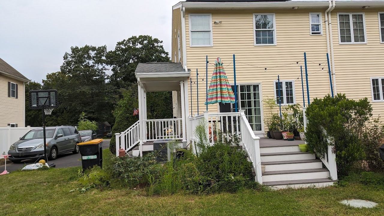 43 Nabnasset St - Photo 6 of 20