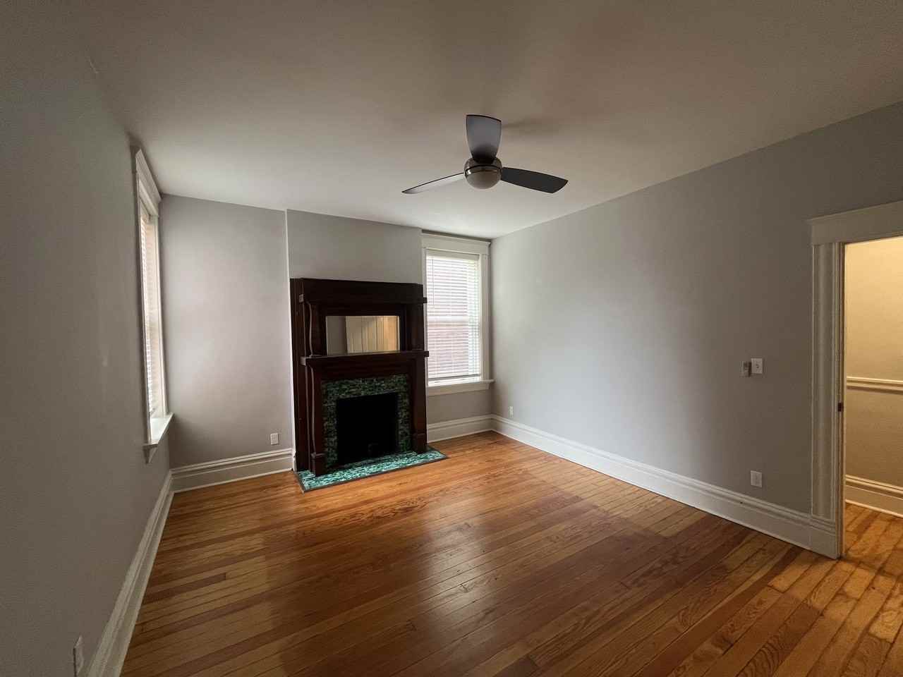 2040 Russell Blvd - Photo 4 of 16