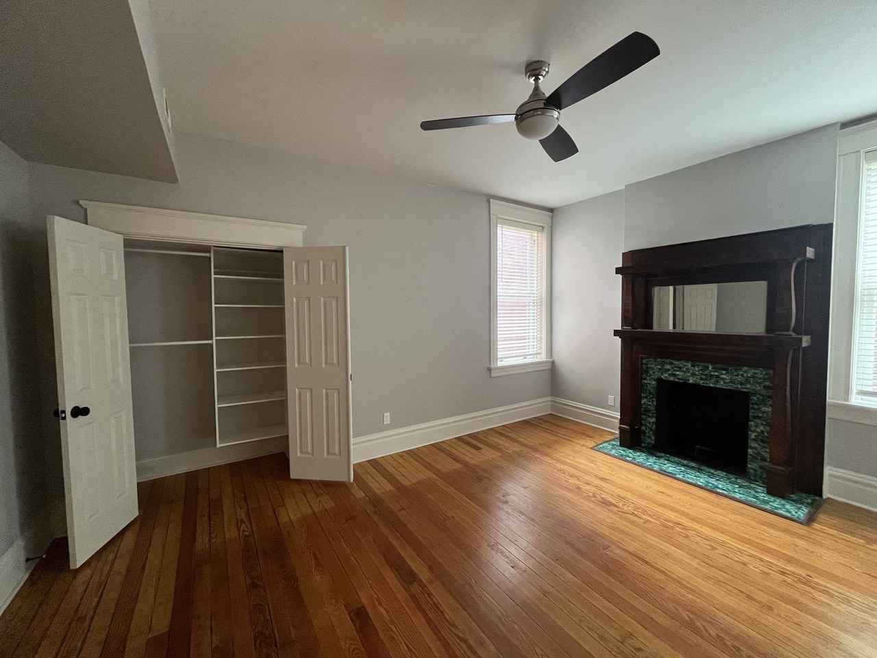 2040 Russell Blvd - Photo 5 of 16