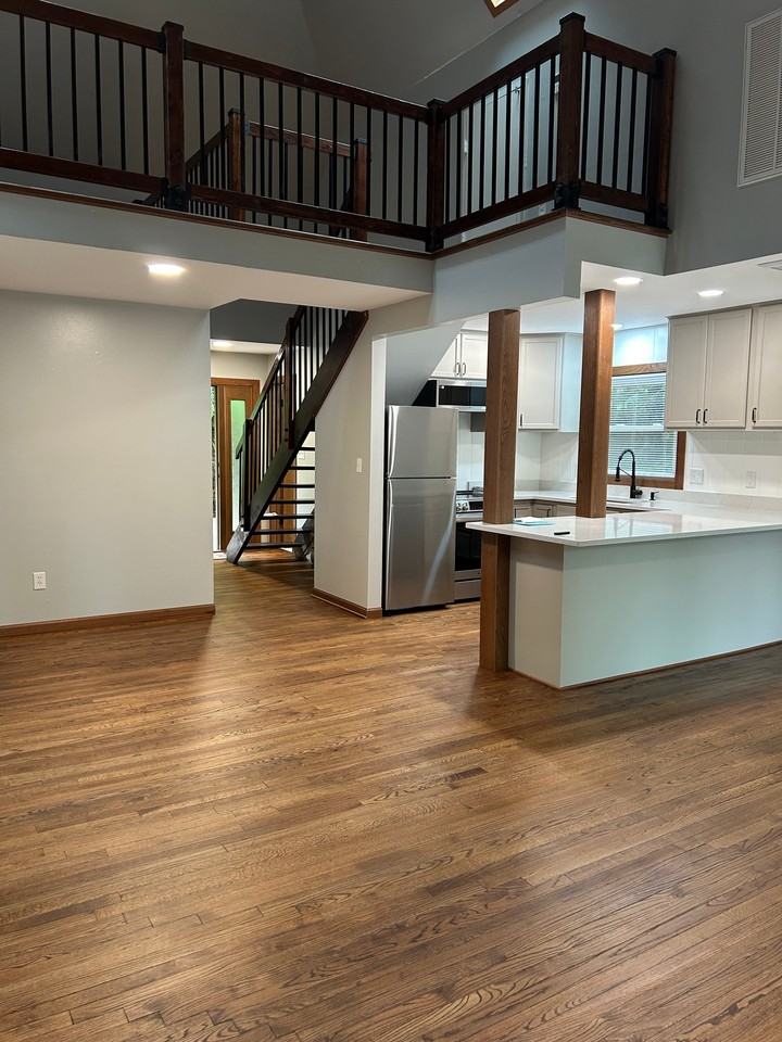 207 Fairview Rd - Photo 3 of 40