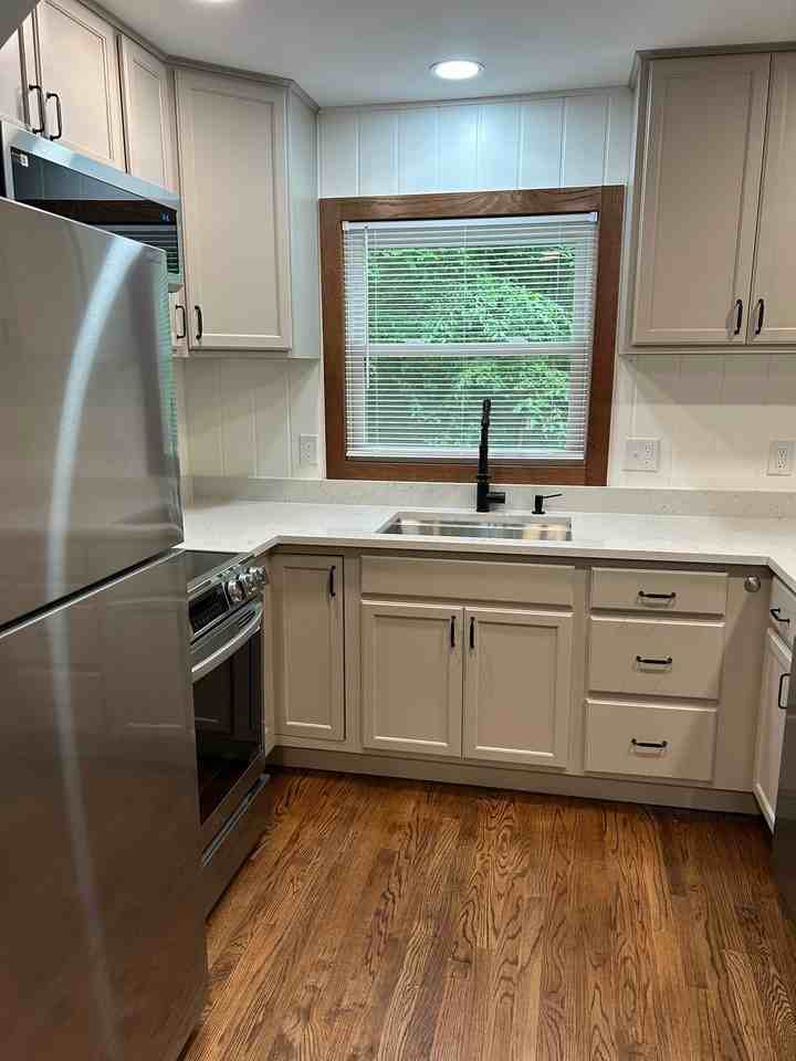 207 Fairview Rd - Photo 5 of 40