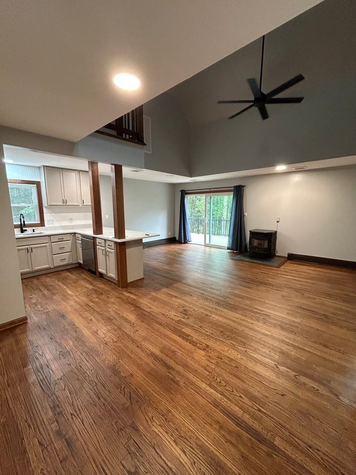 207 Fairview Rd - Photo 6 of 40