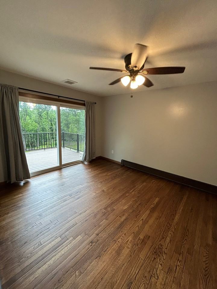 207 Fairview Rd - Photo 7 of 40