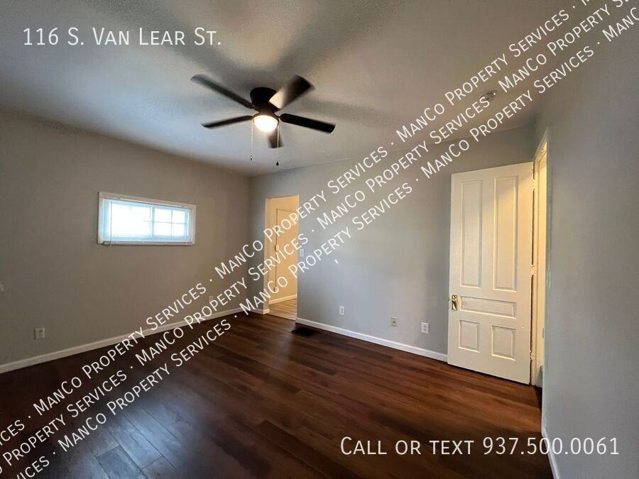 116 S Van Lear St - Photo 3 of 12