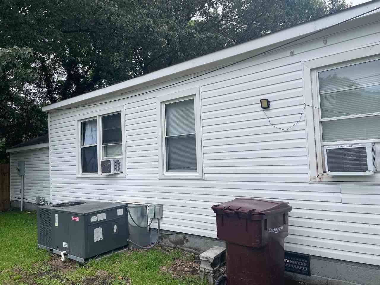 2611 Omar St - Photo 6 of 11