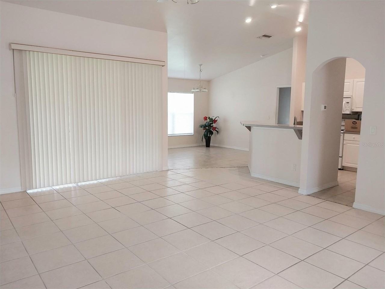 1695 Gauguin Rd - Photo 2 of 18