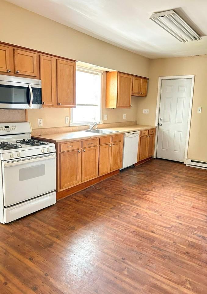 266 S Main St #2 - Photo 3 of 9