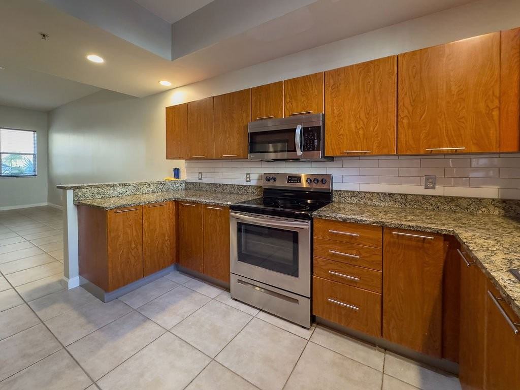 2322 Vintage Dr - Photo 5 of 18