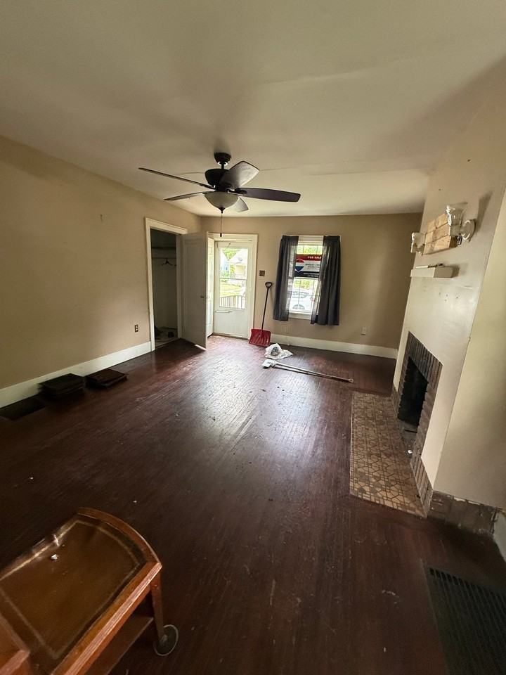 1252 E Whitmer St - Photo 4 of 12
