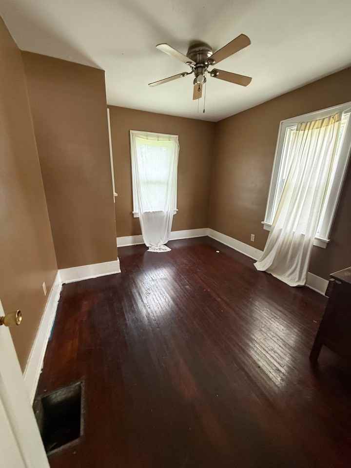 1252 E Whitmer St - Photo 5 of 12