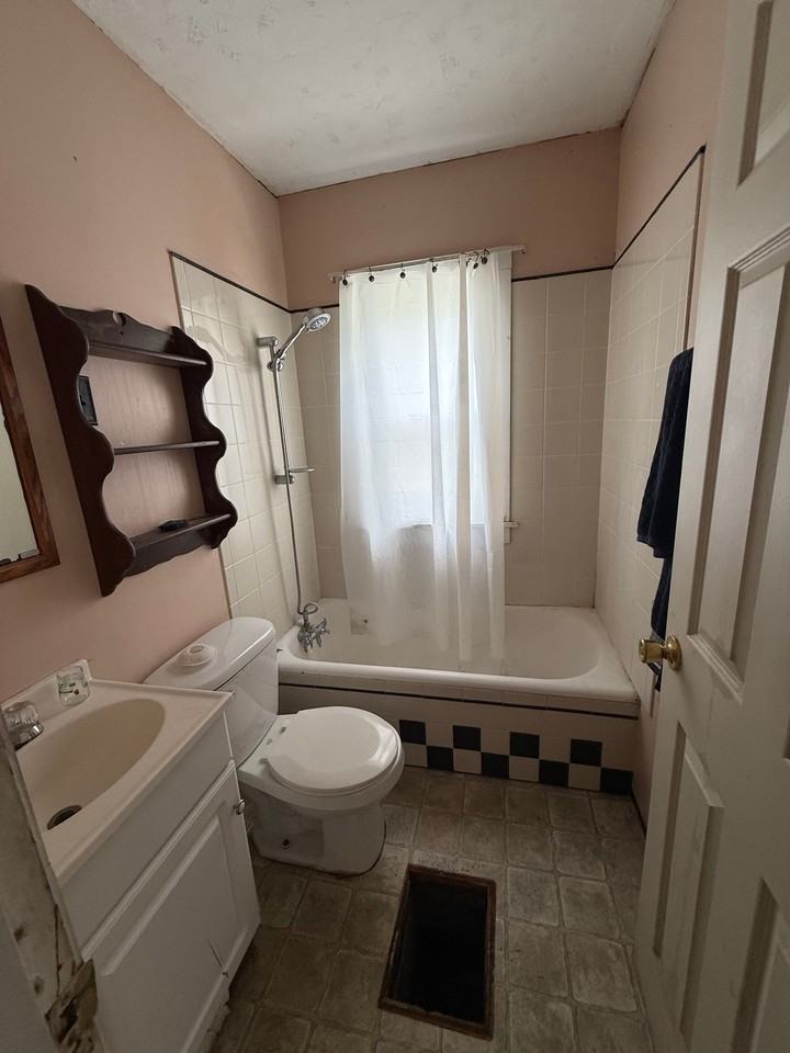 1252 E Whitmer St - Photo 6 of 12