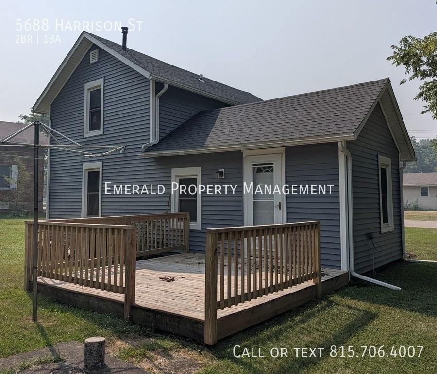 5688 Harrison St - Photo 3 of 20