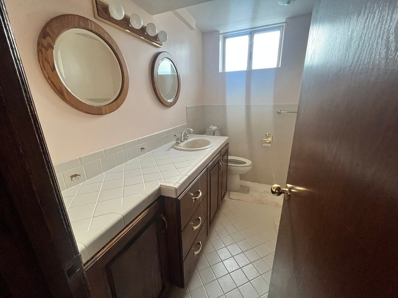 255 W Center St #2 - Photo 4 of 10