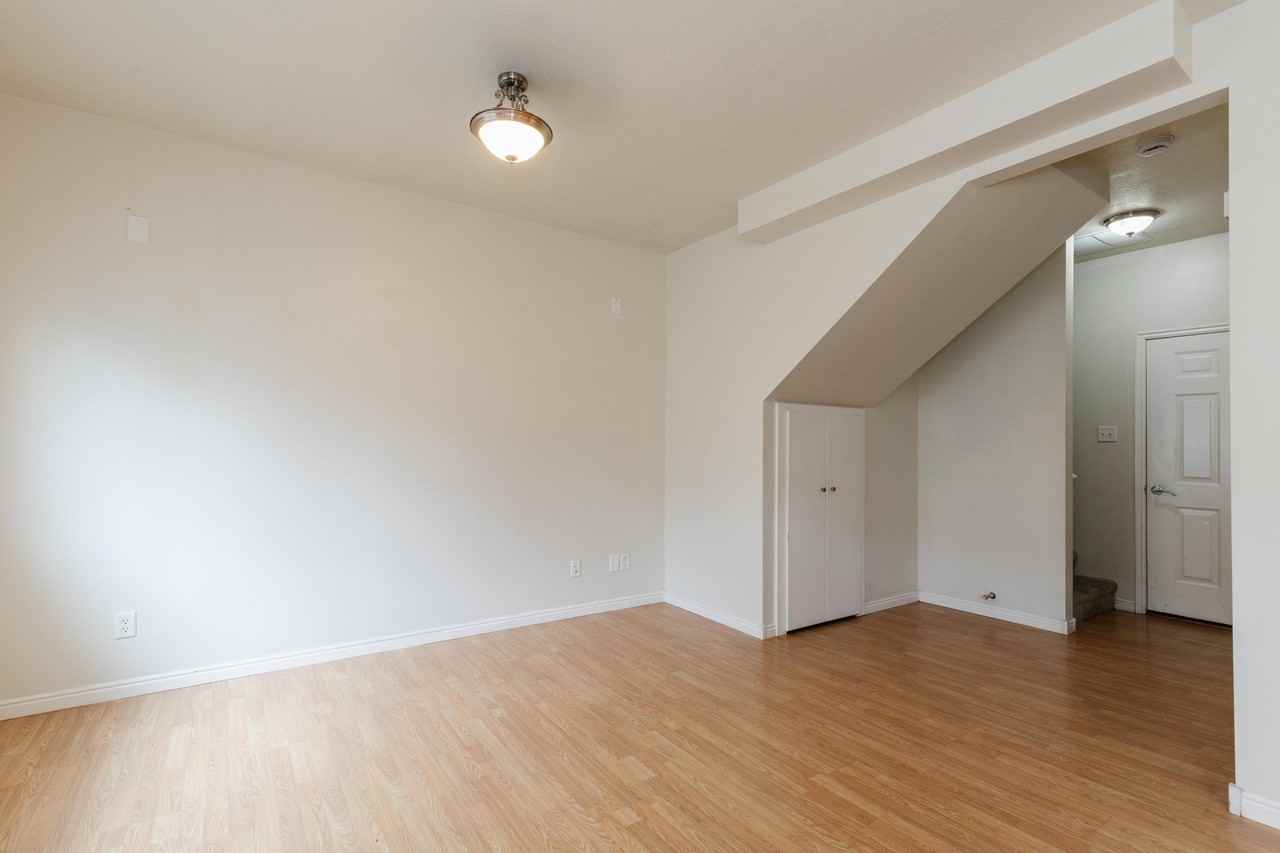 484 Wn #102 - Photo 4 of 20