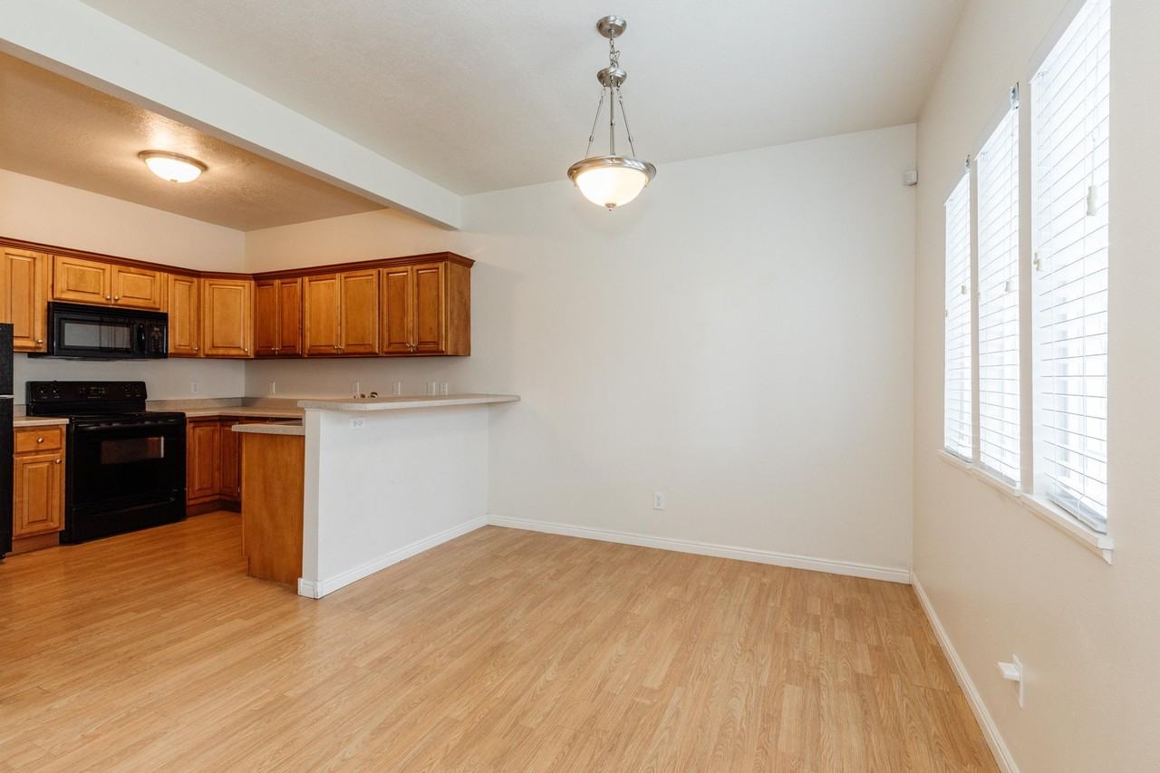 484 Wn #102 - Photo 5 of 20