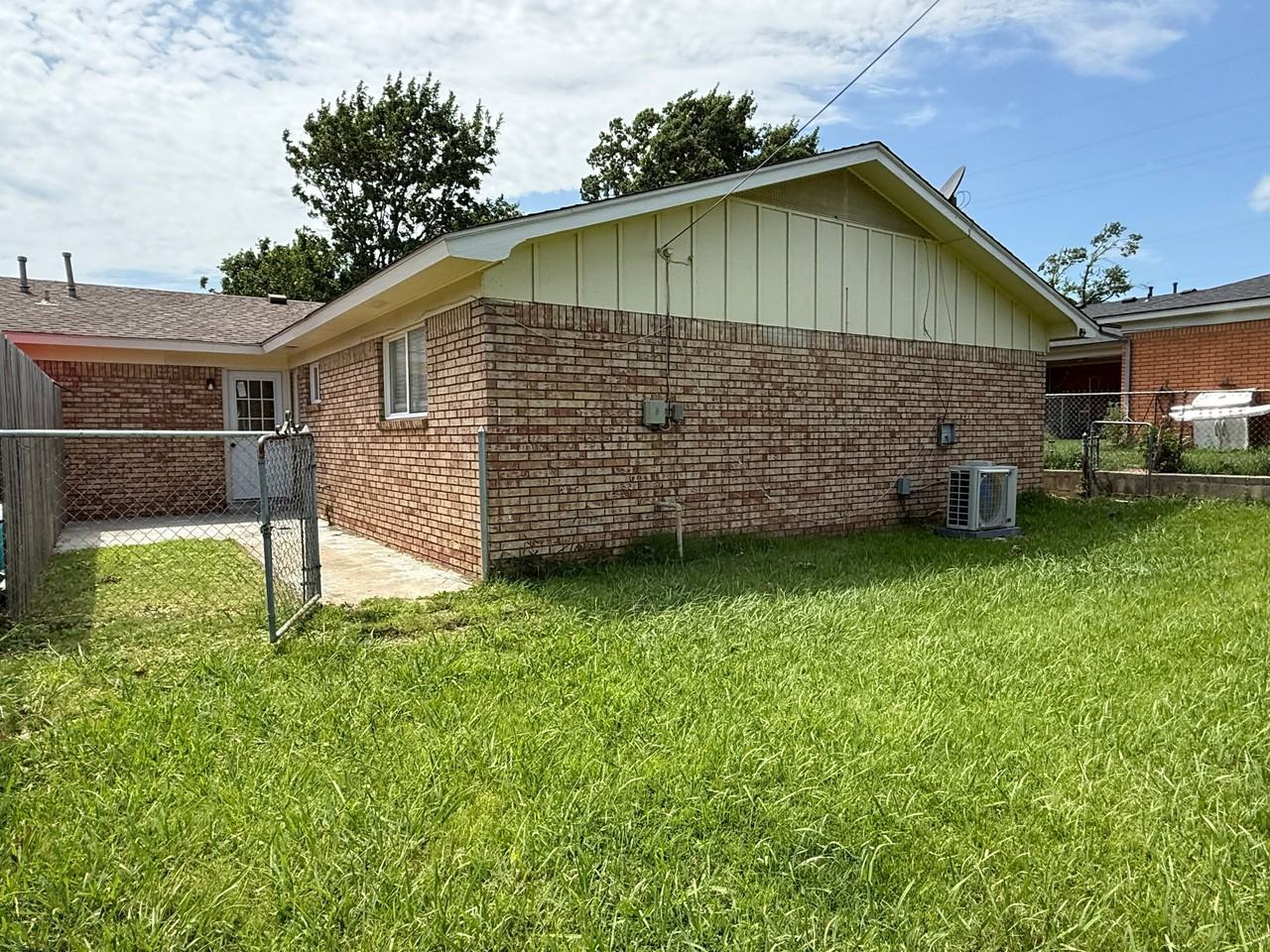 1509 S 67th East Ave - Photo 2 of 14