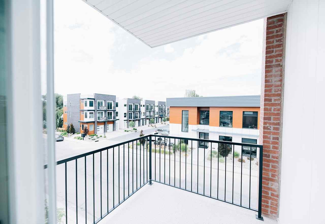408 S Main St #1 - Photo 7 of 17