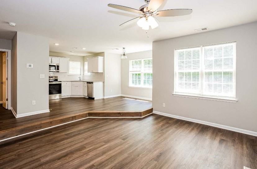 10527 Red Orchid Dr - Photo 5 of 7