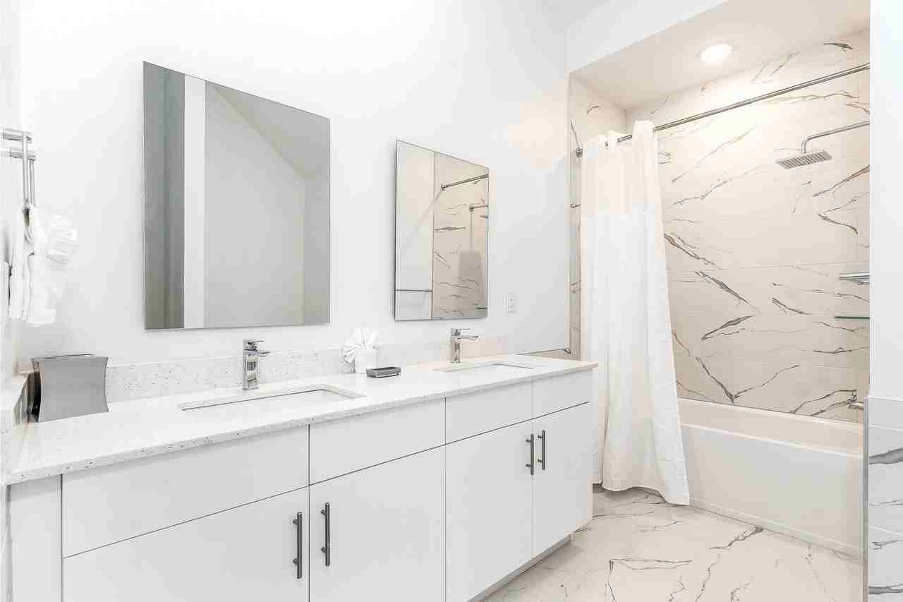 395 Famagusta Dr - Photo 7 of 20