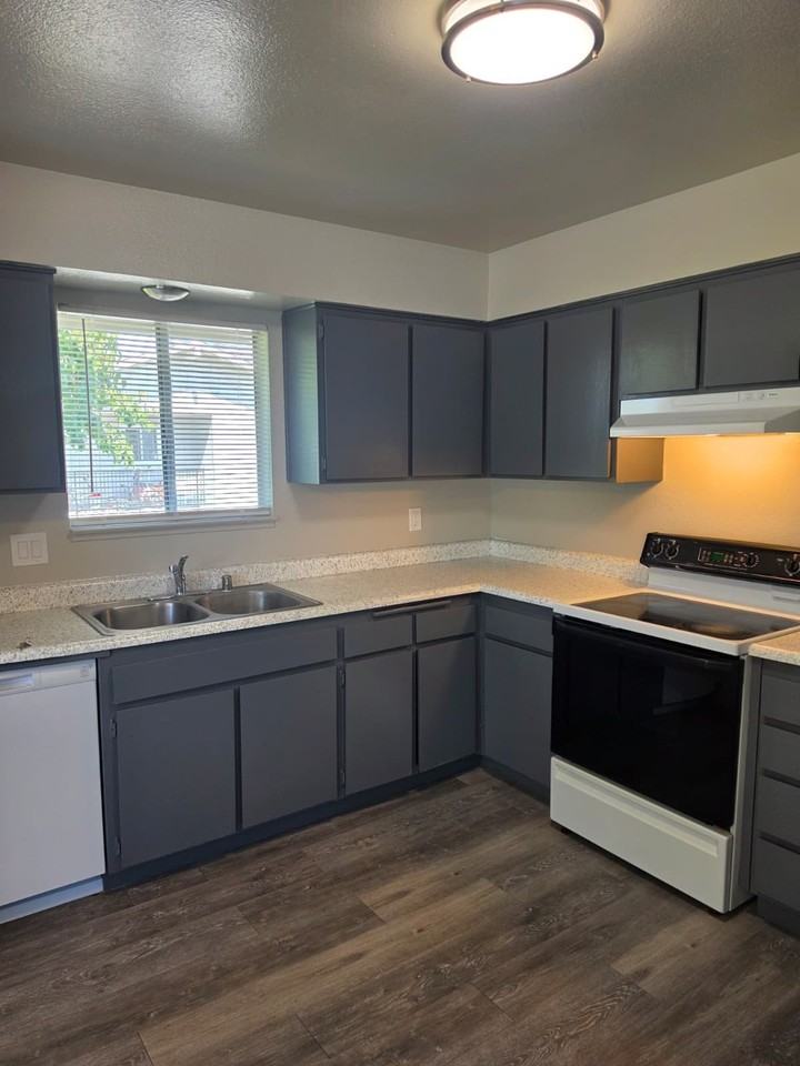 4264 N Bengston Ave #207 - Photo 6 of 15