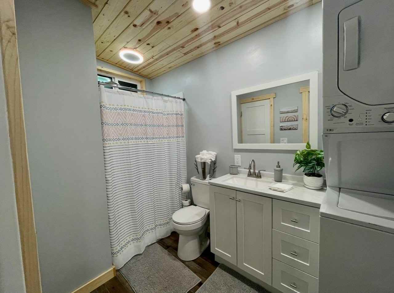 618 Cottonwood Ave - Photo 4 of 11