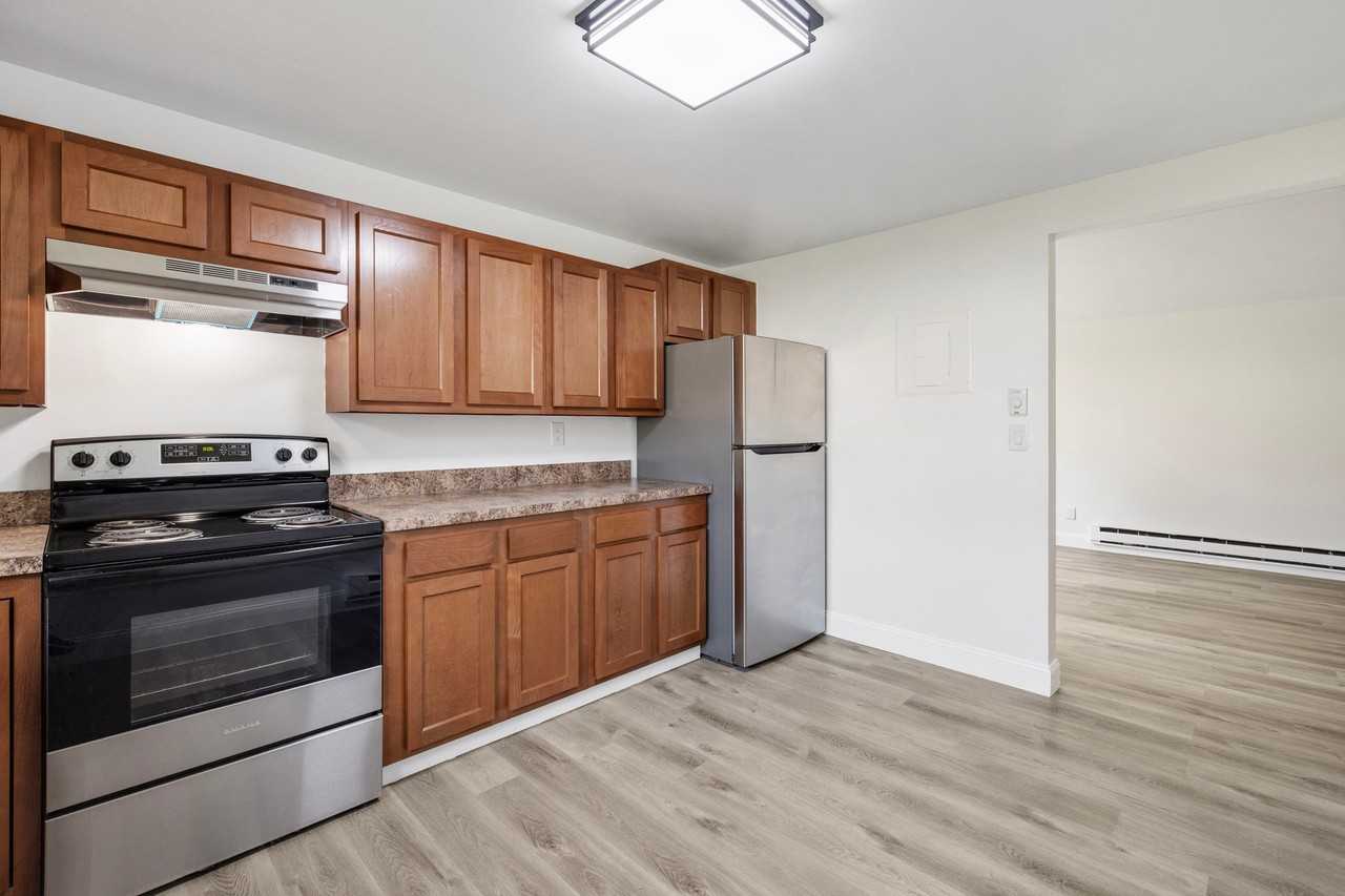 436 S Main St #300E - Photo 3 of 20