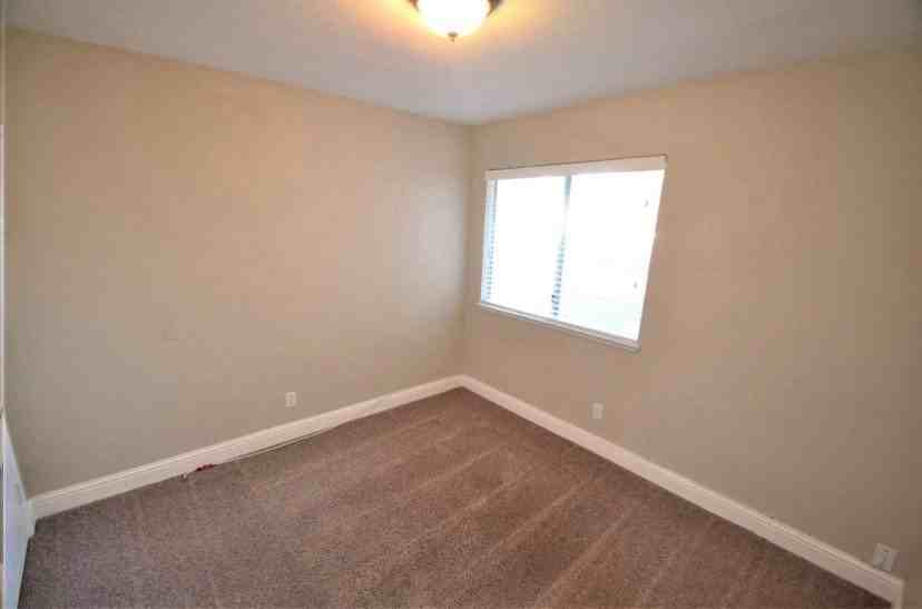 8263 Florintown Way - Photo 5 of 14