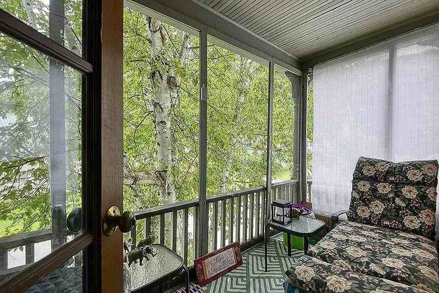 30 Laurel Ave #2 - Photo 3 of 20