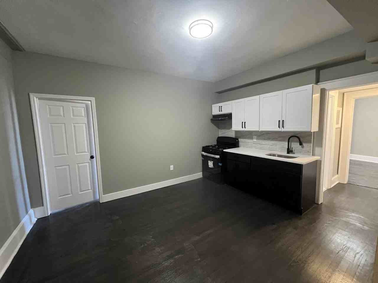 1003 S Orange Ave #401