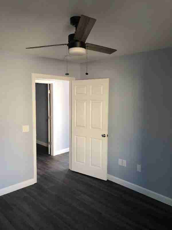 610 Lesia Ln #B - Photo 5 of 7