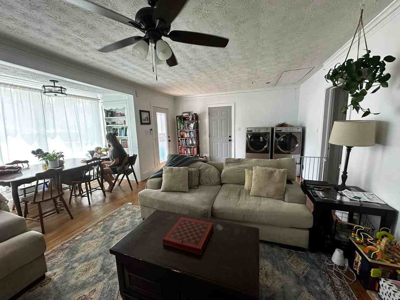 102 High St - Photo 7 of 12