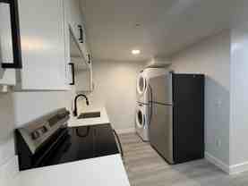 669 24th St #8 - Photo 1 of 1