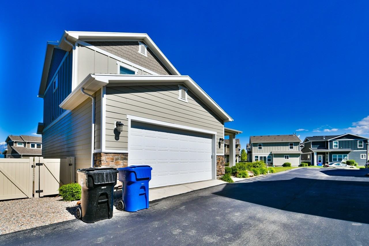 13069 S Elm Hollow Ct - Photo 4 of 30