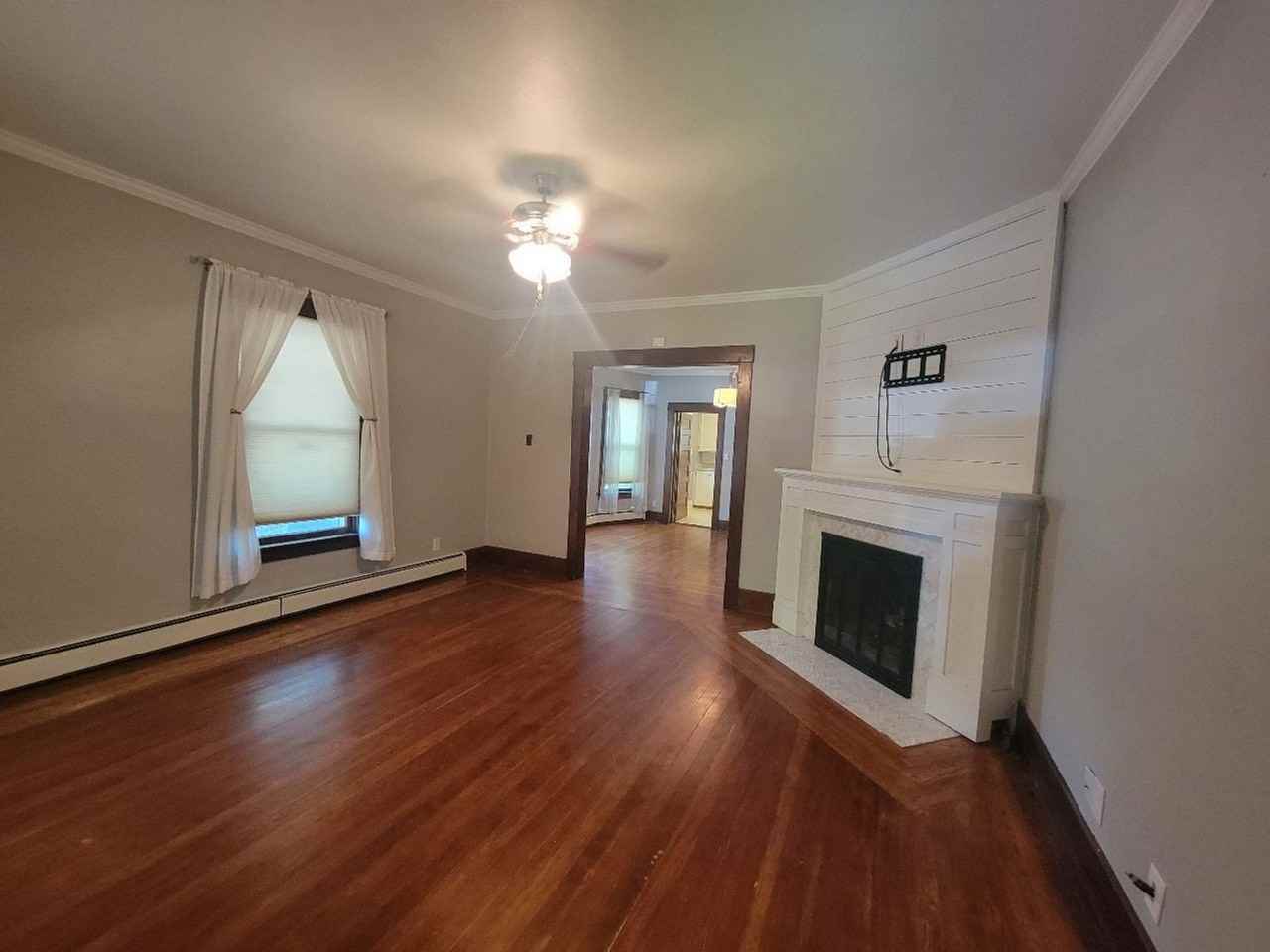 1104 N Institute St - Photo 7 of 12