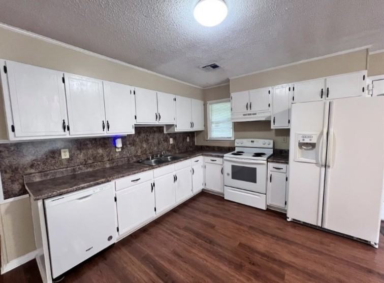 429 Fieldbrook Dr - Photo 3 of 10
