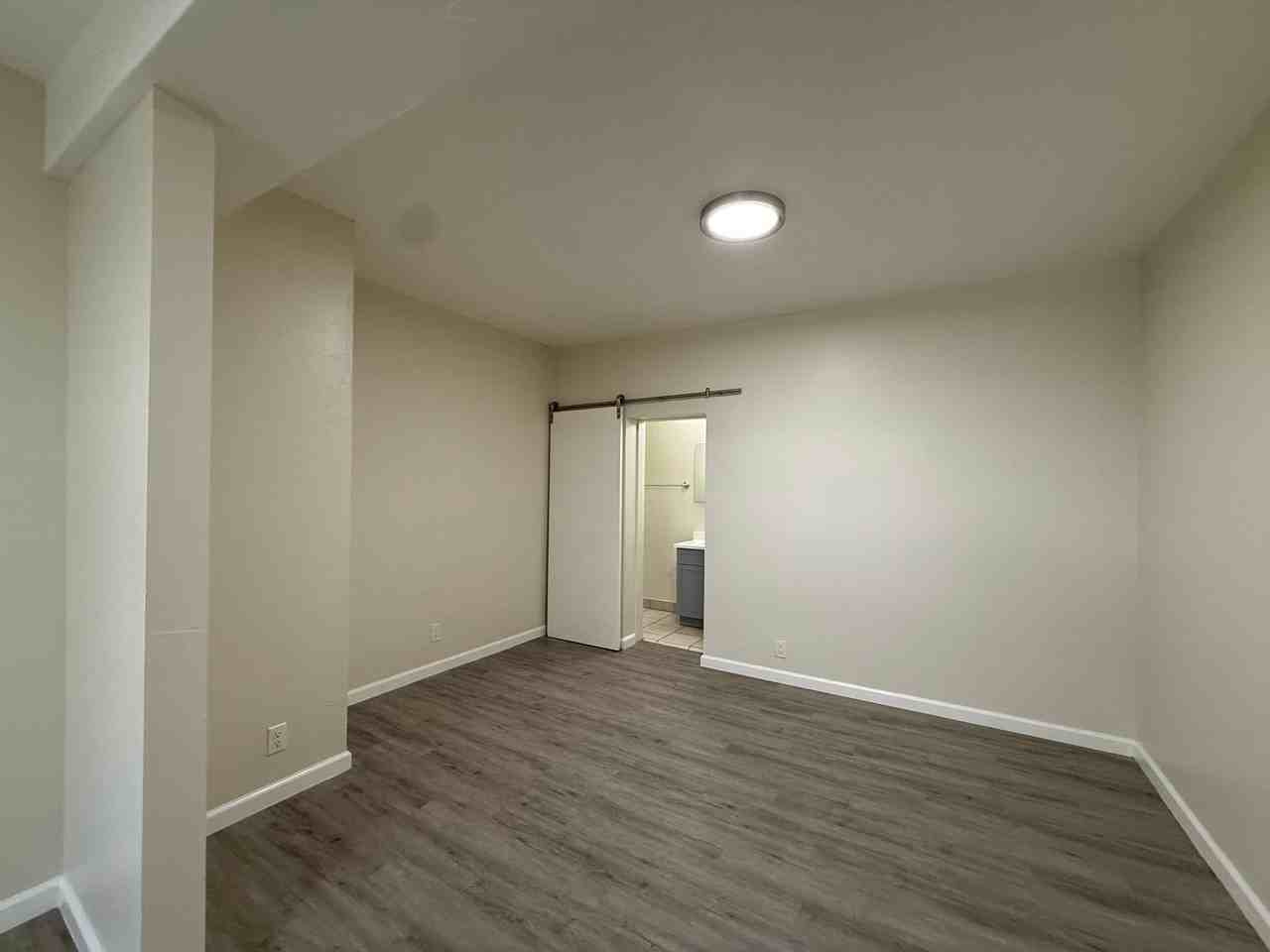 5 F St #7 - Photo 7 of 11
