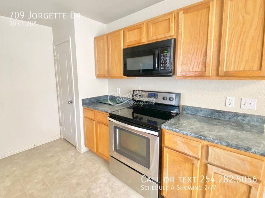 709 Jorgette Dr - Photo 6 of 14