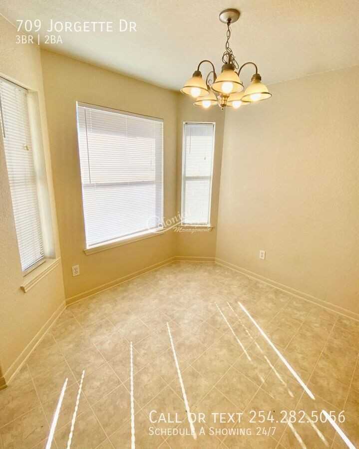 709 Jorgette Dr - Photo 7 of 14