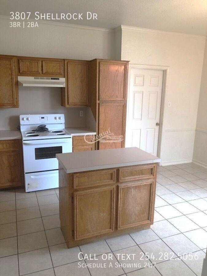 3807 Shellrock Dr - Photo 4 of 14