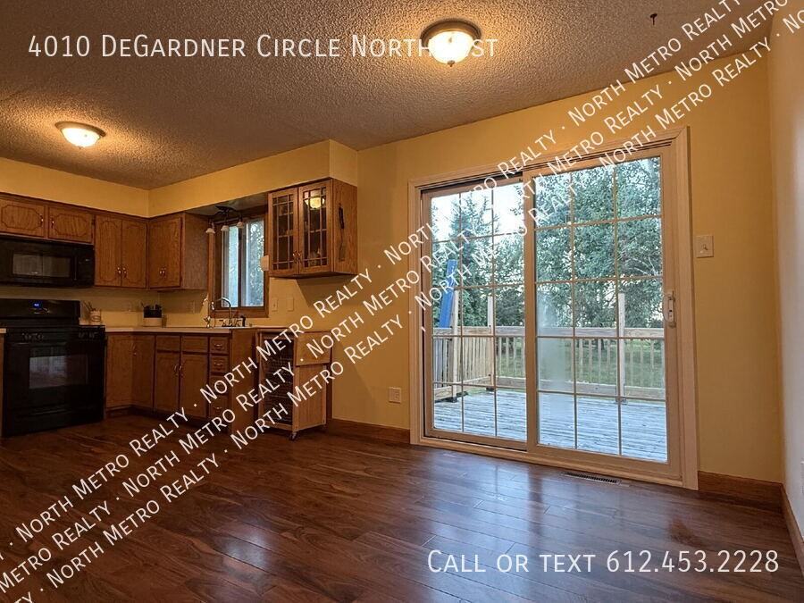 4010 Degardner Cir Nw - Photo 2 of 10