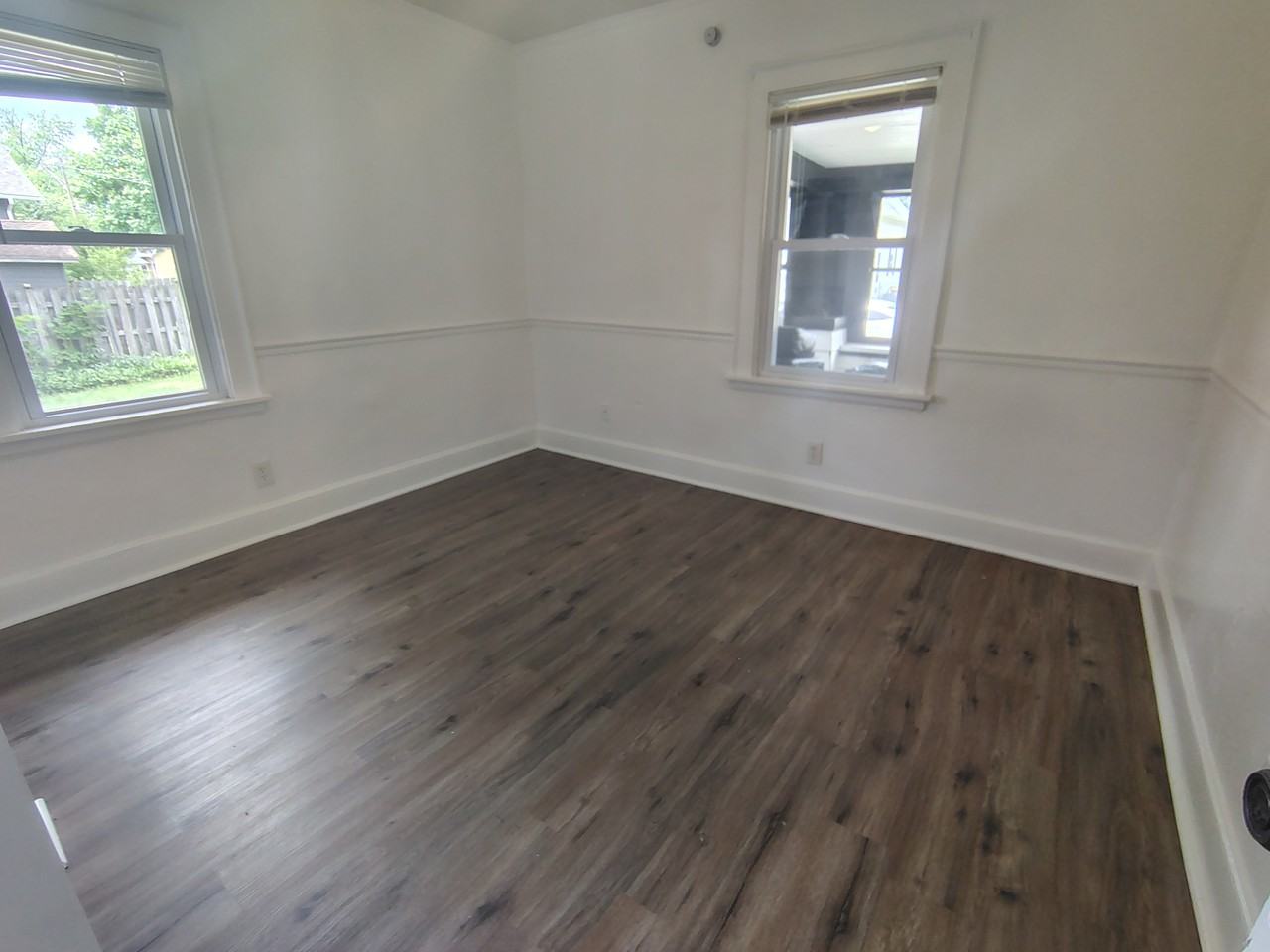 1912 Quincy St - Photo 5 of 7