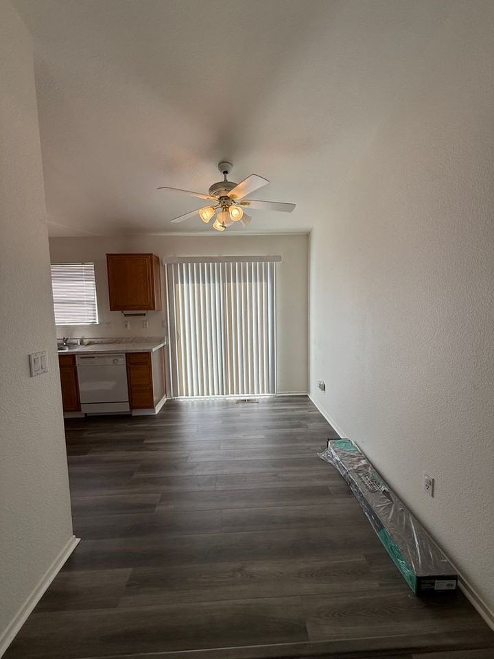 6408 Aleut Ct - Photo 3 of 15
