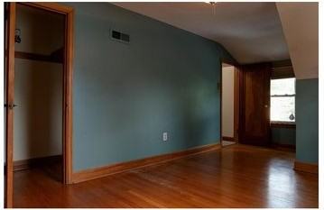 2208 S 83rd St - Photo 4 of 5