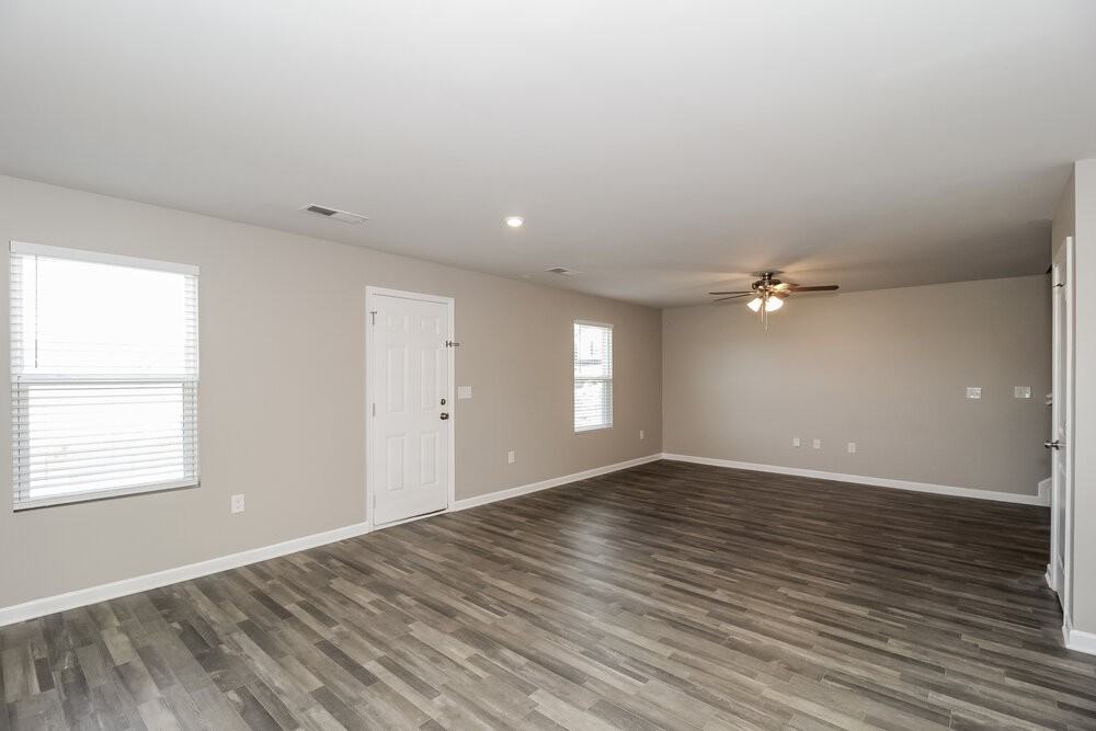 1739 Mary Ave - Photo 6 of 17
