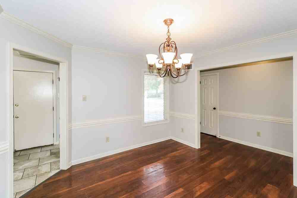 1104 Fox Trace Cv - Photo 6 of 16
