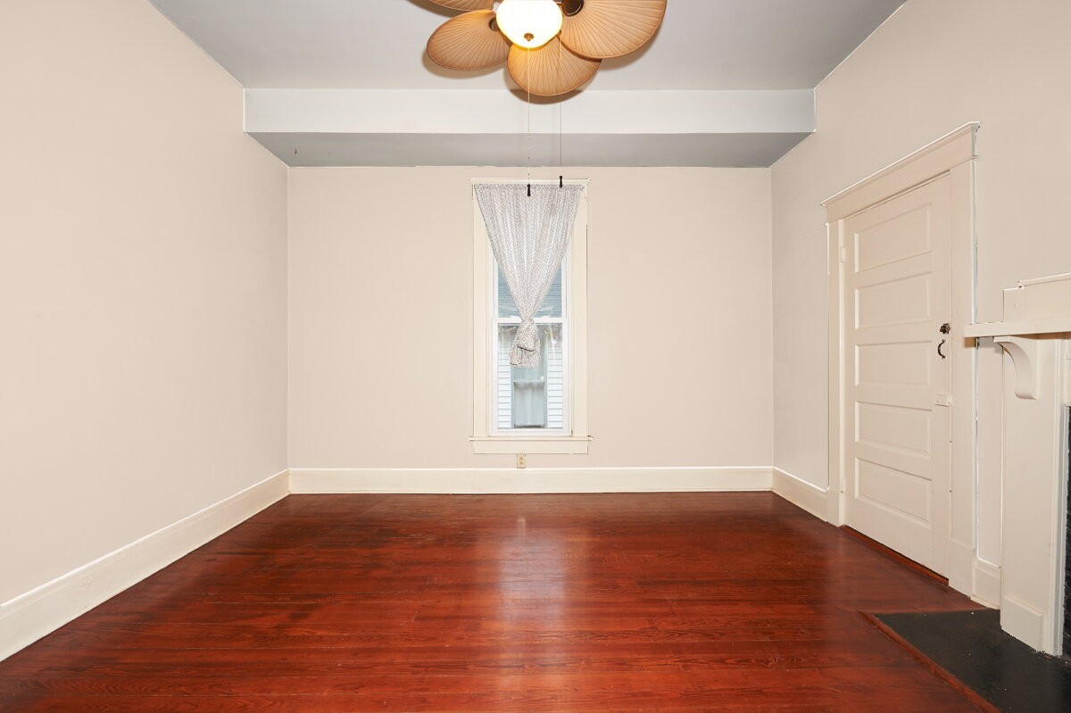 207 N Oak St #A - Photo 6 of 15