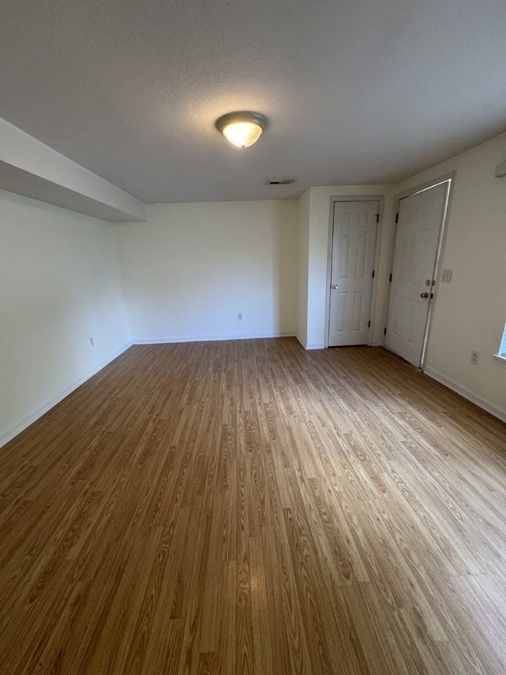1416 Highland Ave #C - Photo 3 of 22