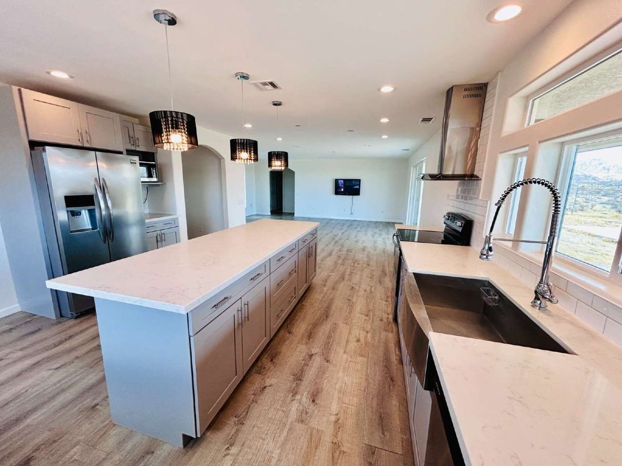 62340 Hacienda Dr - Photo 2 of 49